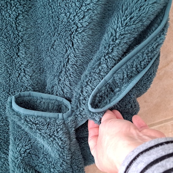 🌍Eddie Bauer🌍 - Picture 9 of 13